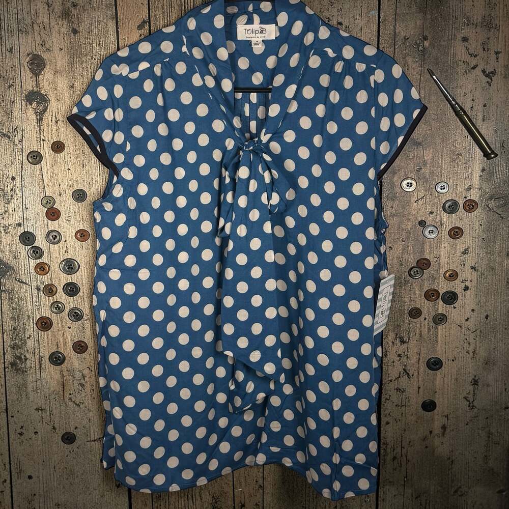 NWT Tulip B Blue Polka Dot Tie-Neck Sleeveless Vintage Blouse Women’s M